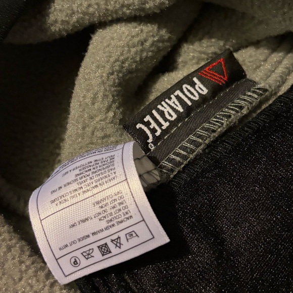 Nike ACG Men's Beige Performance Jacket - Picture 10 of 10